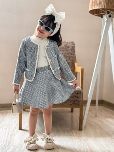 سه تیکه کت و دامن و تاپ دخترانه